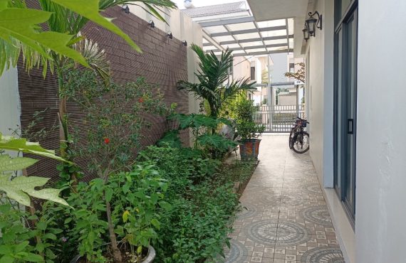 Chính chủ cần tiền gấp bán nhanh Biệt Thự i02 _L9